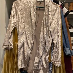 Tope colored velvet blazer